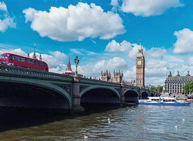 westminster-bridge-london-red-bus